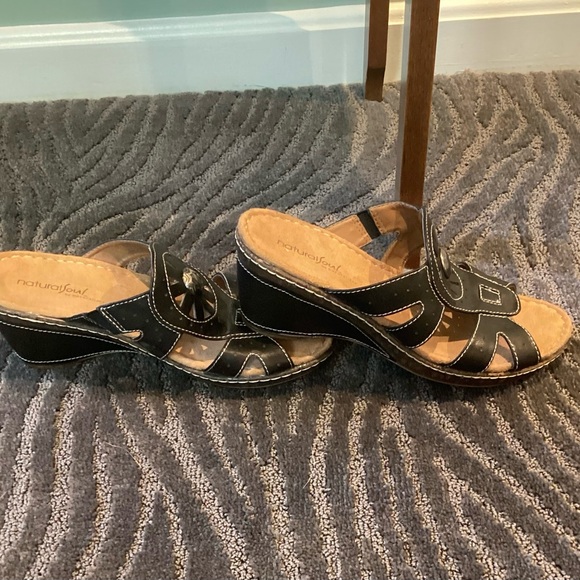 Natural Soul By Naturalizer Hearts Mineral Women's Wedge Sandals EUC - Picture 4 of 9